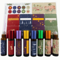 Zestaw 8x buteleczek roll-on 10 ml amber z kolorowymi nakrętkami i świątecznymi naklejkami w pudełku (4).png