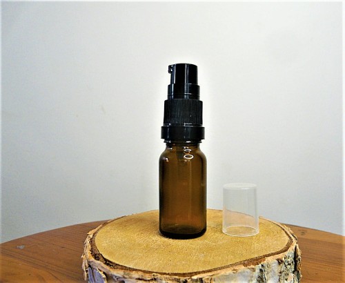 Pompka dozownik na krem i butelka 10 ml brązowa.jpg