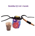 butelka-szklana-0,5ml-naszyjnik-probka-na-rzemyku-2.jpg